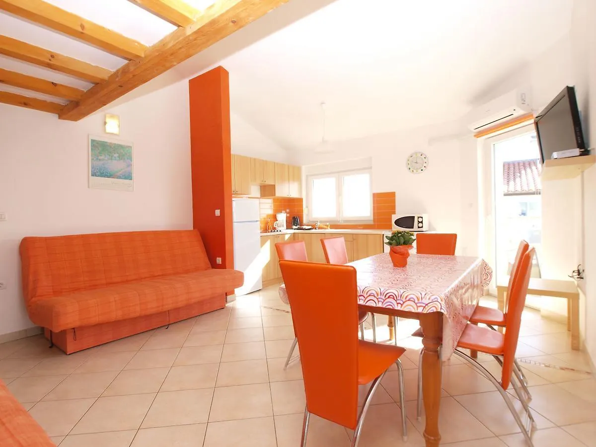 Apartments Zoran 1497 Pula