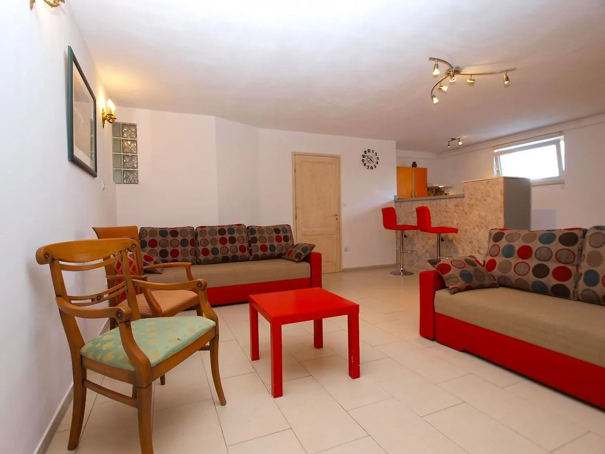 Apartments Zoran 1497 Pula