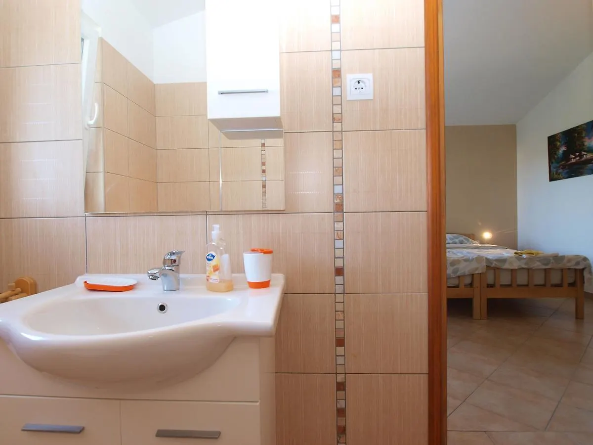 Apartments Zoran 1497 Pula