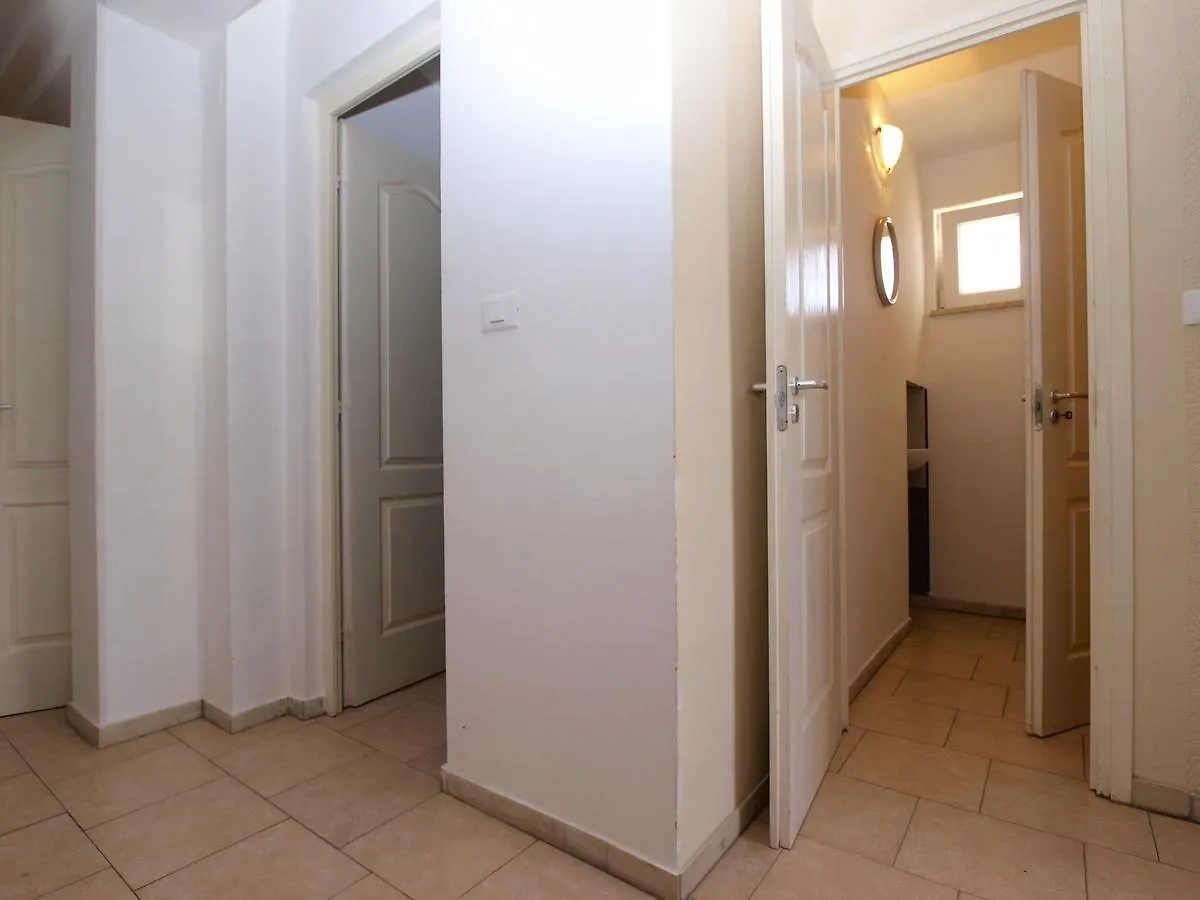 Apartments Zoran 1497 Pula