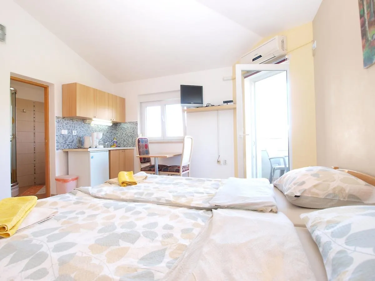 Apartments Zoran 1497 Pula